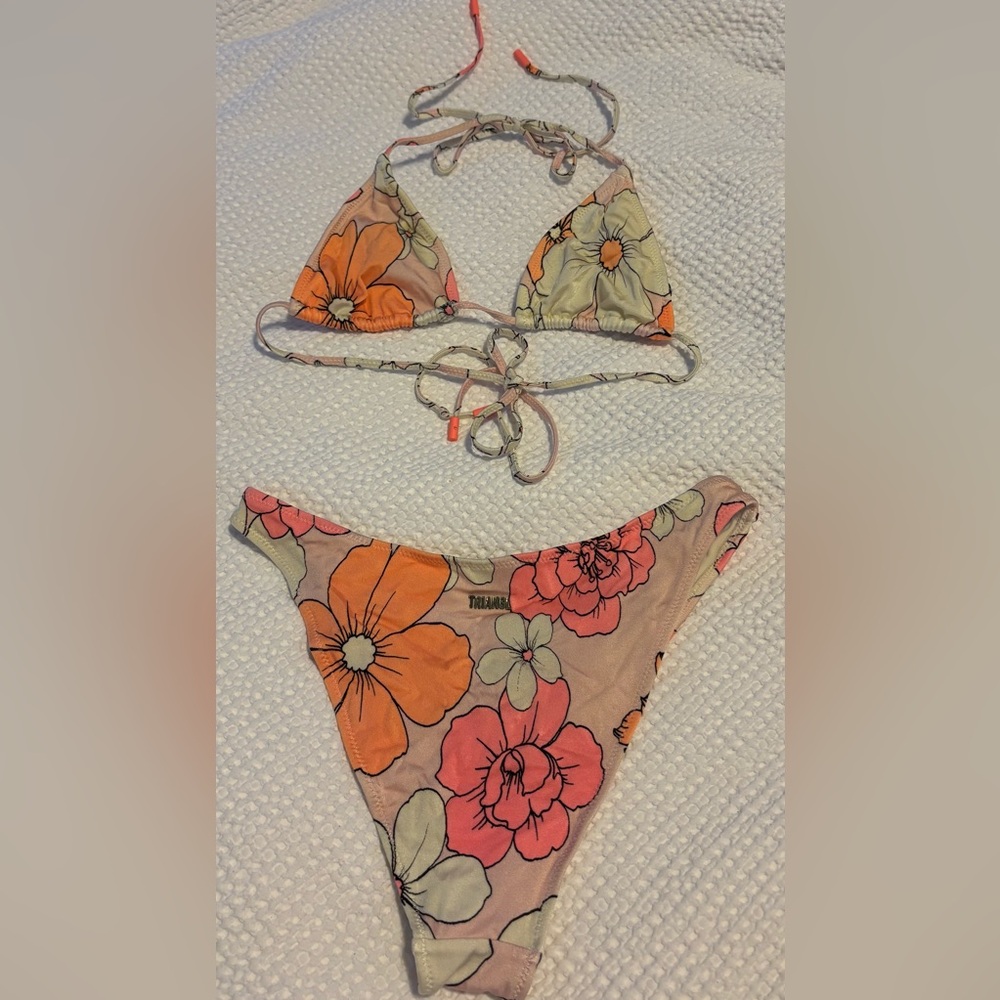 Triangle flower pattern bikini size small